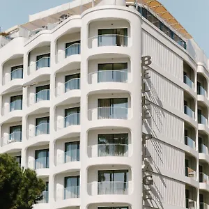 Belle Hotel